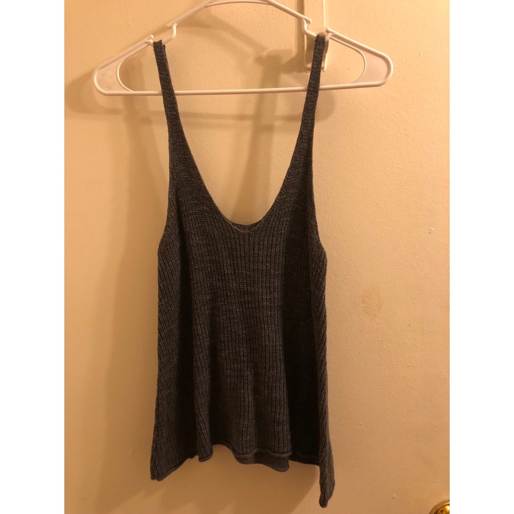 American Eagle grey knit sweater